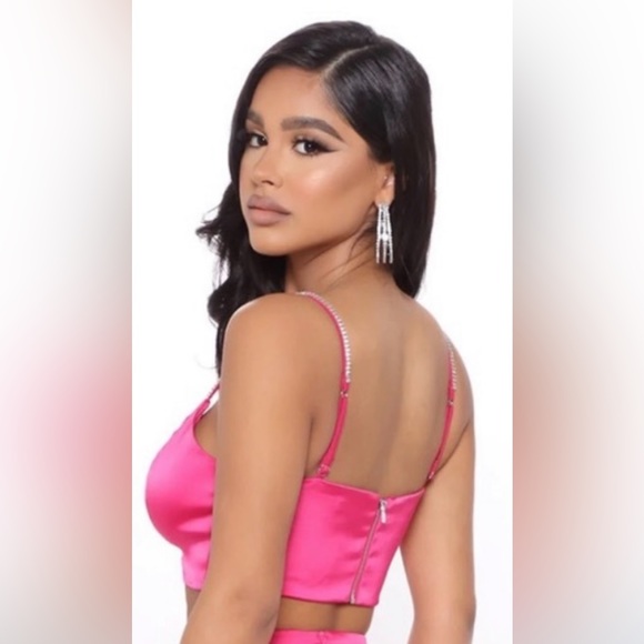 Size small - Picture 6 of 6